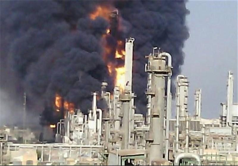 Oil storage facility burning in Iran