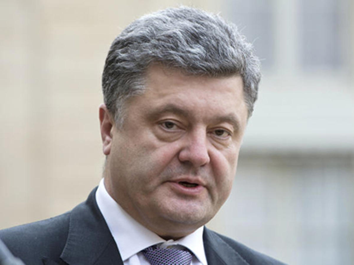 What will Poroshenko discuss in Baku?