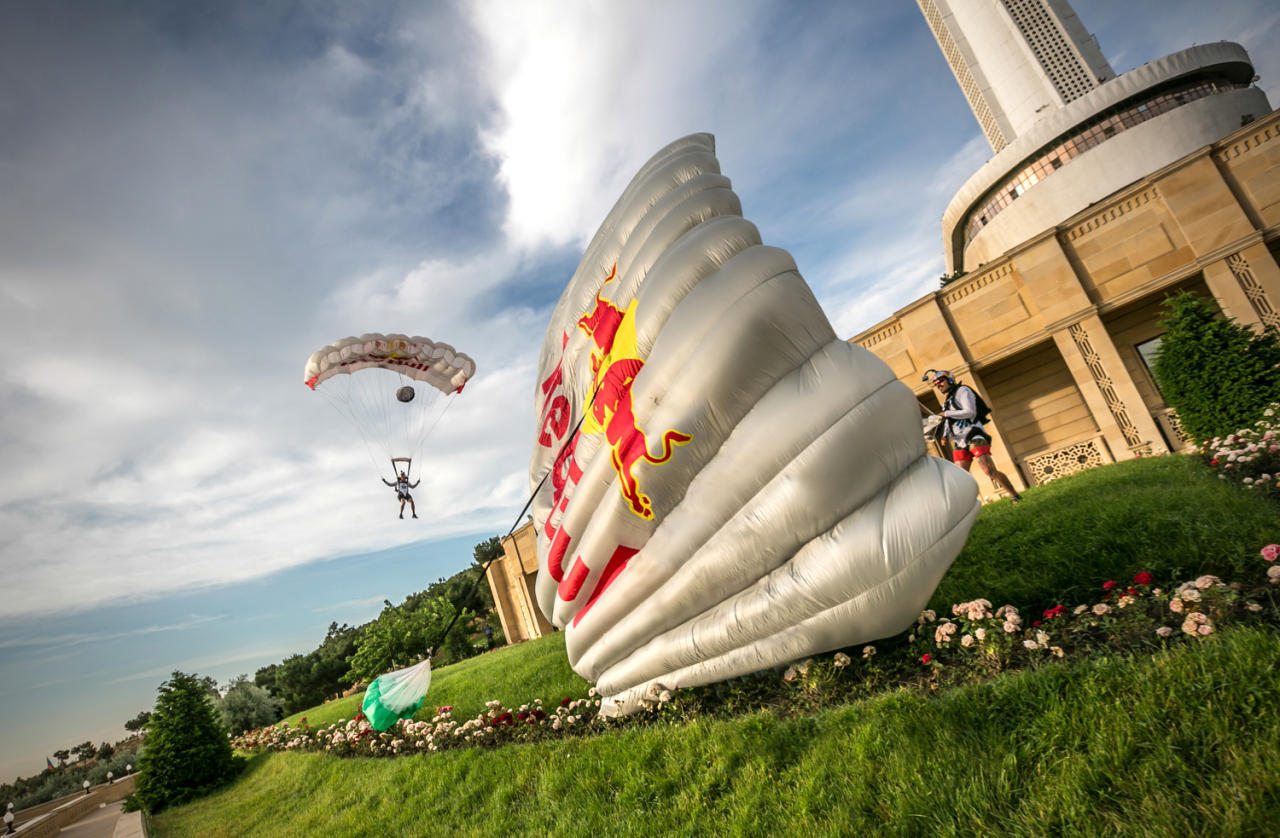 Red Bull Skydive >> Red Bull Skydive Team Explores Beauty Of Baku Video Red Bull Skydive >> Red Bull Skydive Team Explores Beauty Of Baku Video