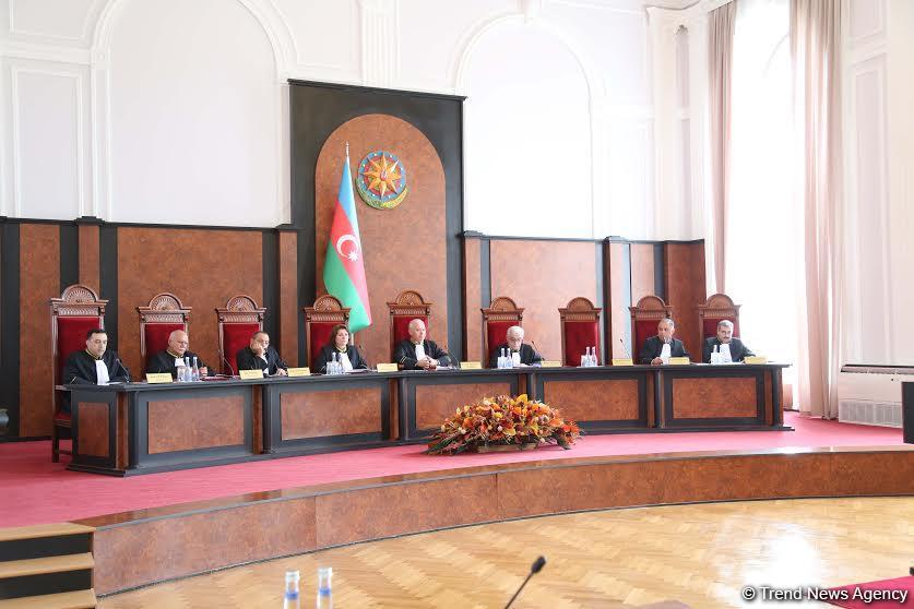 Azerbaijani Constitutional Court approves draft amendments to Constitution