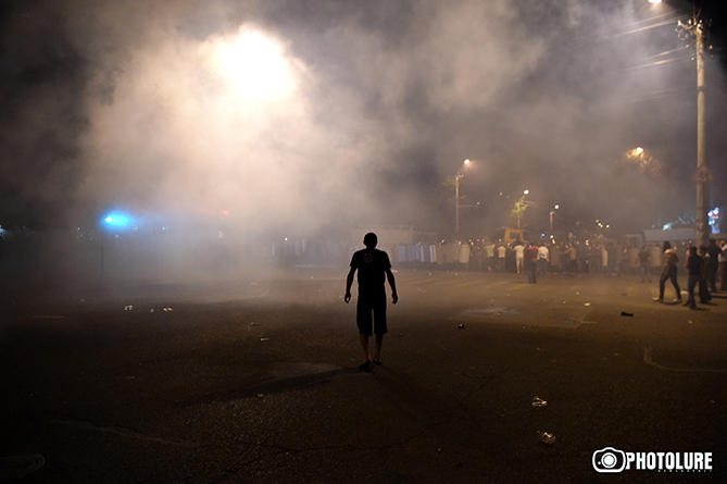 Protesters continue rallies in Yerevan