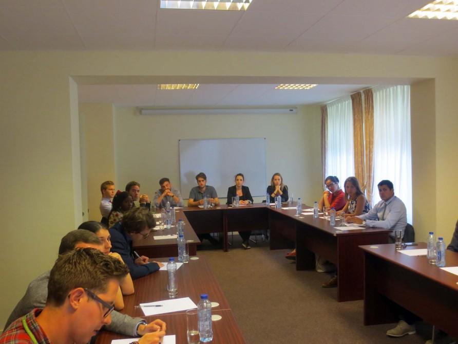 The Hague Academy of International Law attendees visit Azerbaijani Embassy PHOTO