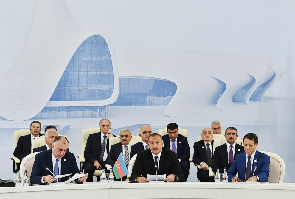 Azerbaijani, Russian, Iranian presidents sign Baku summit declaration [ PHOTO] - Gallery Image