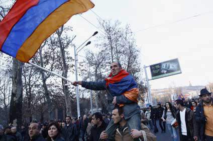 Rally kicks off in Yerevan