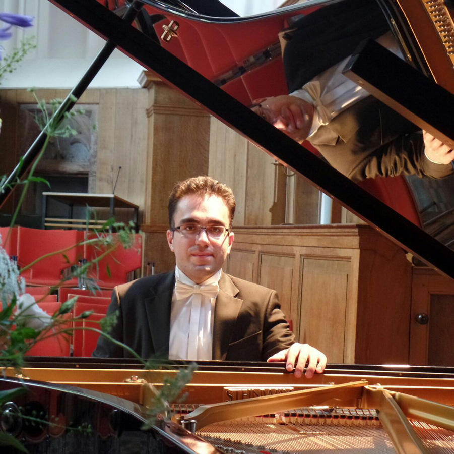 Togrul Huseynli successfully performs in the Netherlands [ PHOTO]