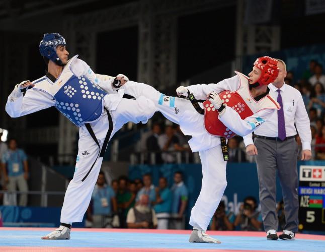 Azerbaijani taekwondo fighter reaches semifinals at Rio 2016