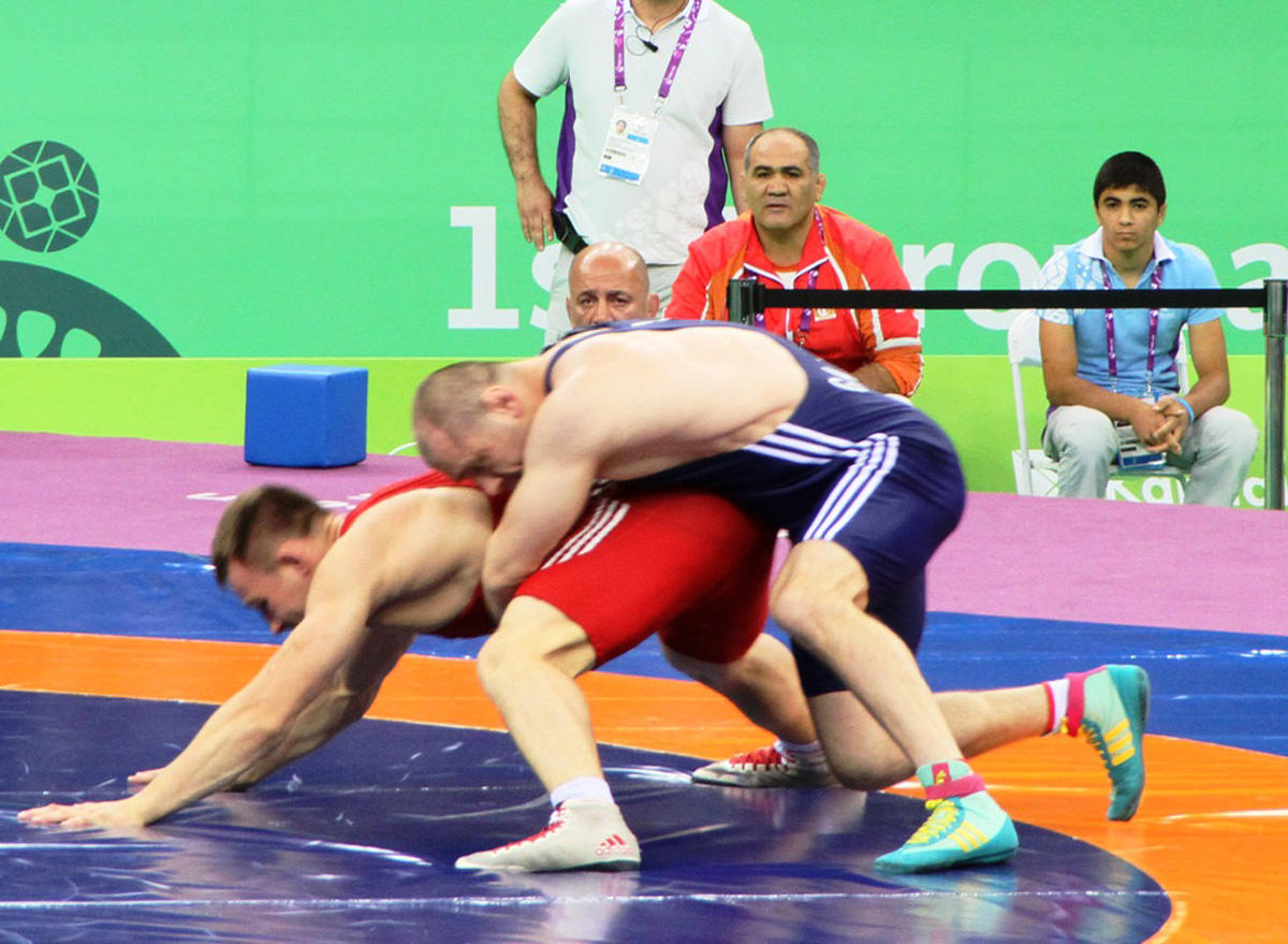 Azerbaijani wrestler in 1/8 finals at Rio 2016