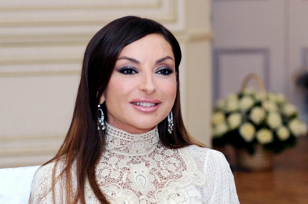 First Lady Mehriban Aliyeva elected as honorary citizen of Bulgarian city