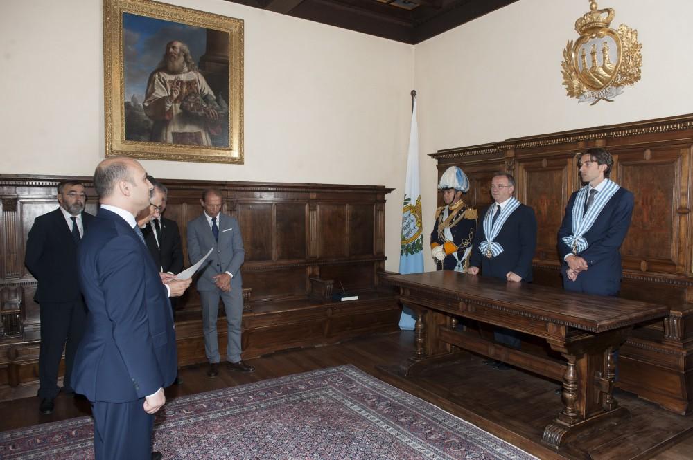 Azerbaijani ambassador presents credentials to Captains Regent of San Marino [PHOTO]