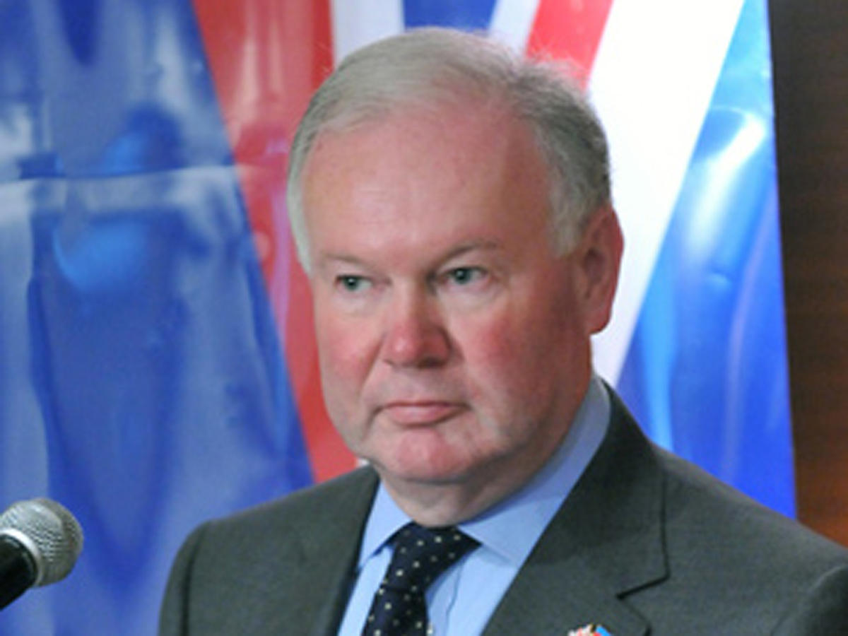 Former UK minister opposes negative article on Azerbaijan