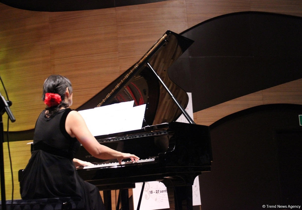 Talented pianist thrills the audience