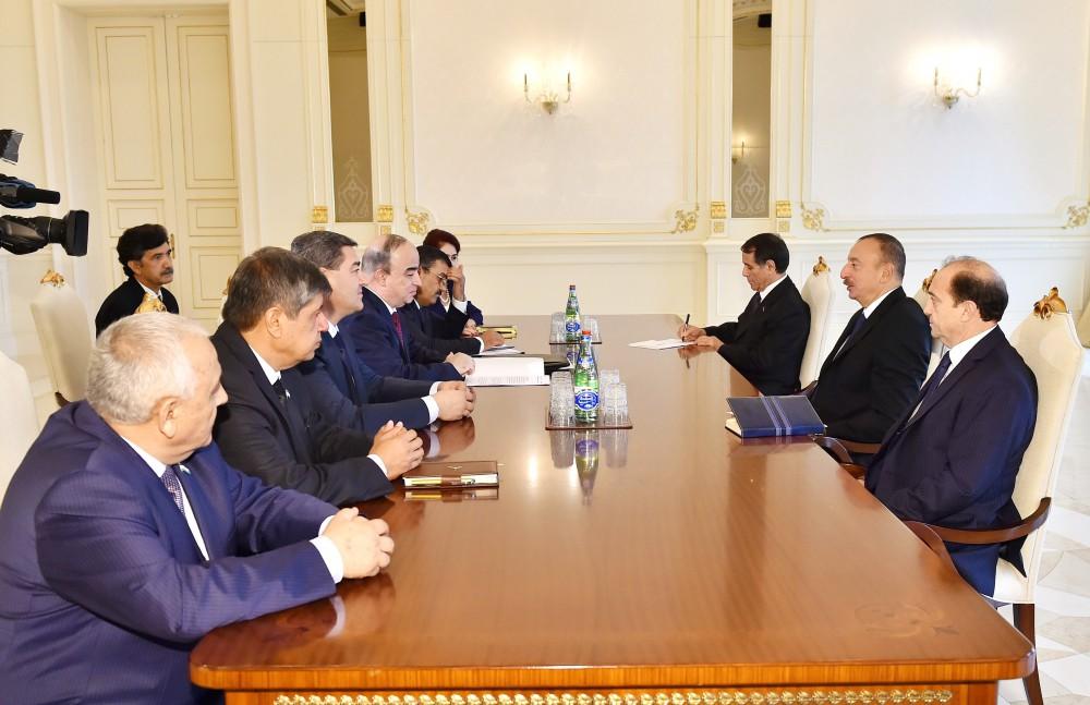President Ilham Aliyev receives Tajik delegation [UPDATE] [PHOTO]