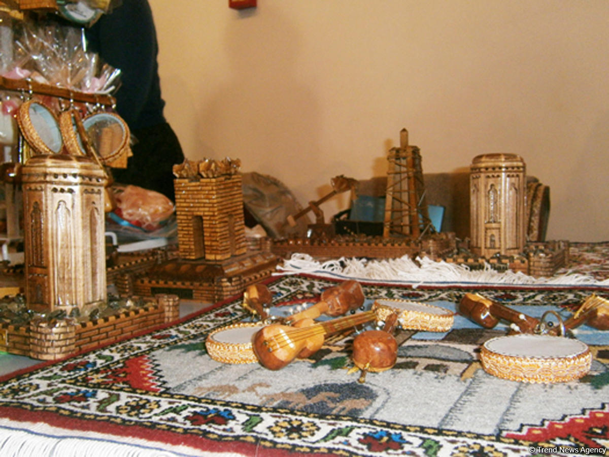Enjoy autumn's colors in Baku!