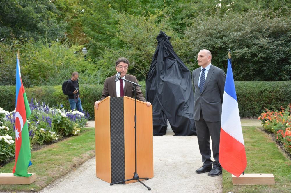 Monument to Mahsati Ganjavi unveiled in France [PHOTO]