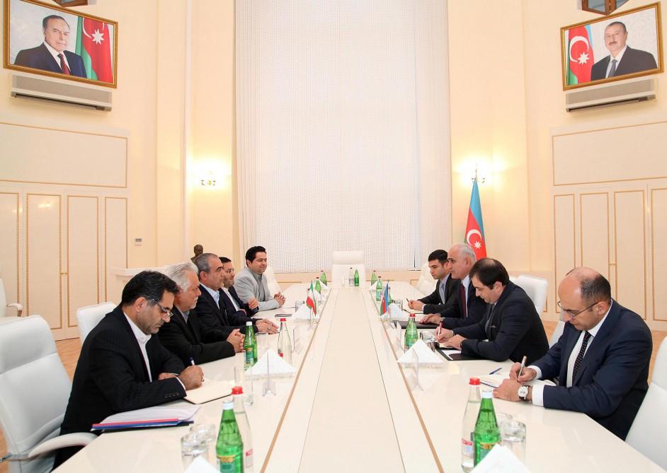 Azerbaijan, Iran discuss bilateral relations in Baku