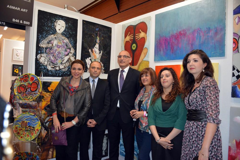 Azerbaijani artist presents her works at Carrusel de Louvre gallery [PHOTO]