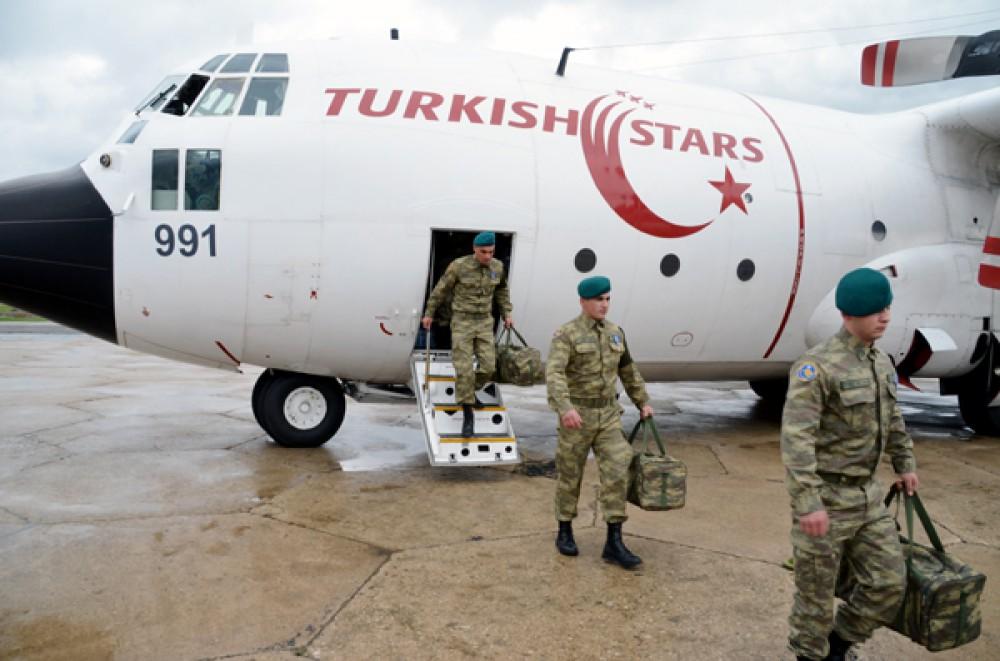 Group of Azerbaijani peacekeepers return home from Afghanistan [PHOTO]