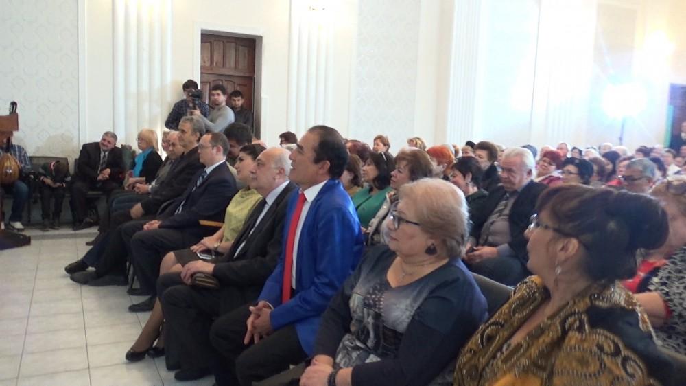 Muslim Magomayev commemorated in Tashkent [PHOTO]