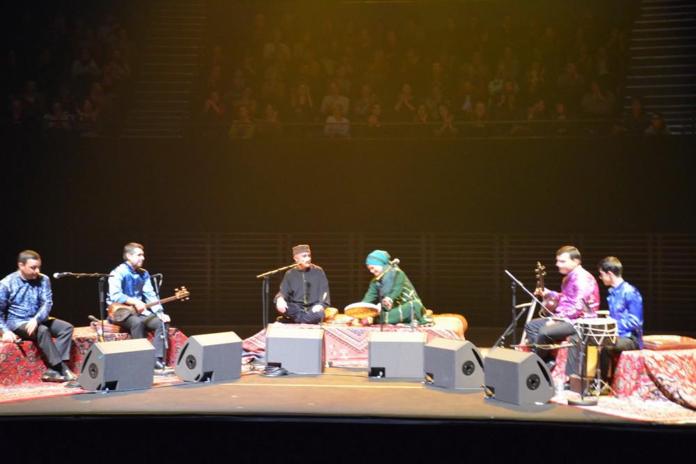 Azerbaijan's living vocal treasure gives concert in France [PHOTO]