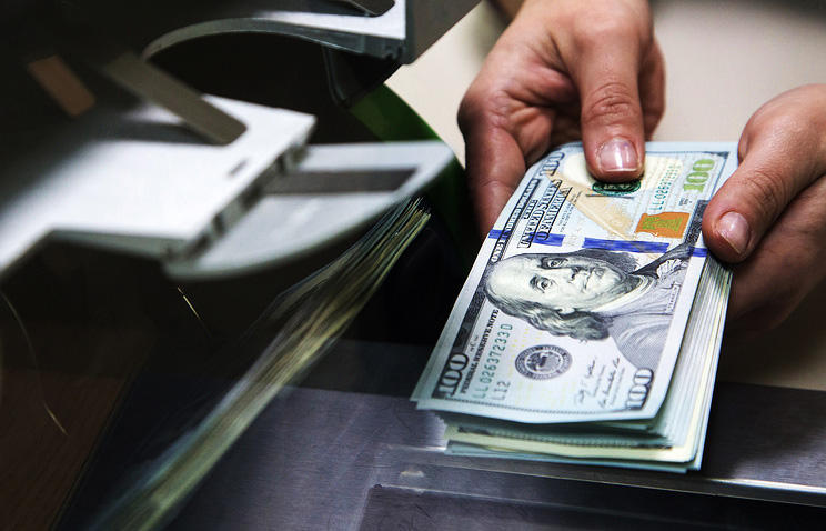 Foreign currency sales down in Azerbaijan