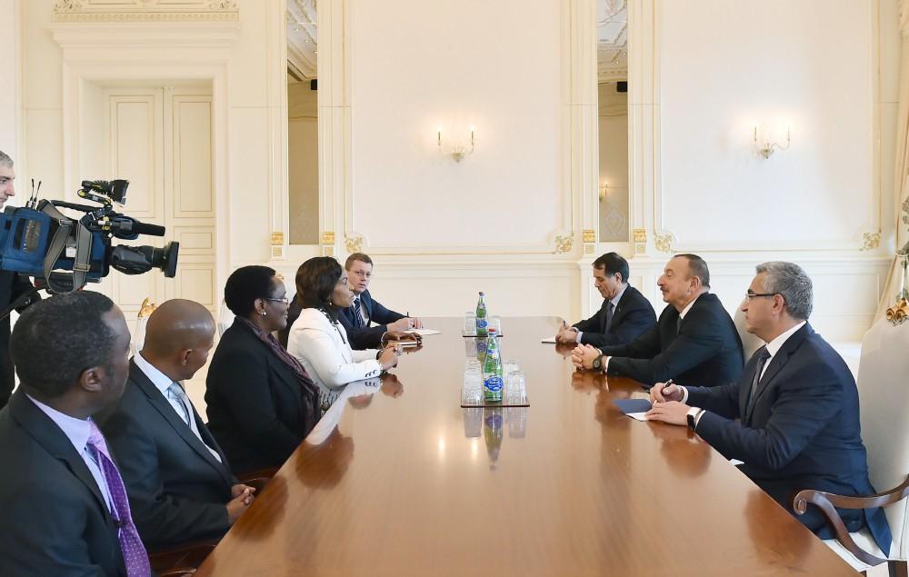 President Aliyev receives delegation led by South African minister [UPDATE]