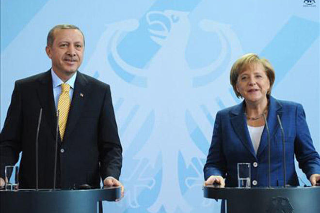 Erdogan, Merkel discuss Aleppo over phone
