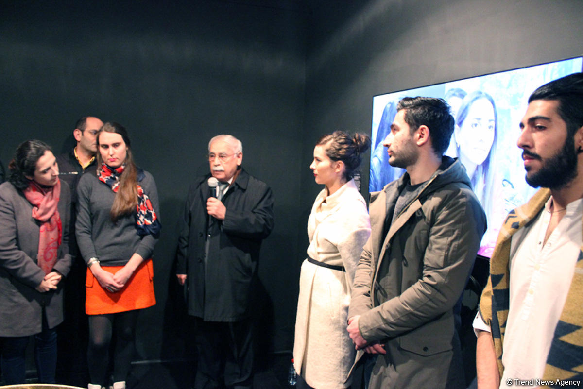 ‘How does it feel?’ group exhibition of YARAT residents [PHOTO]