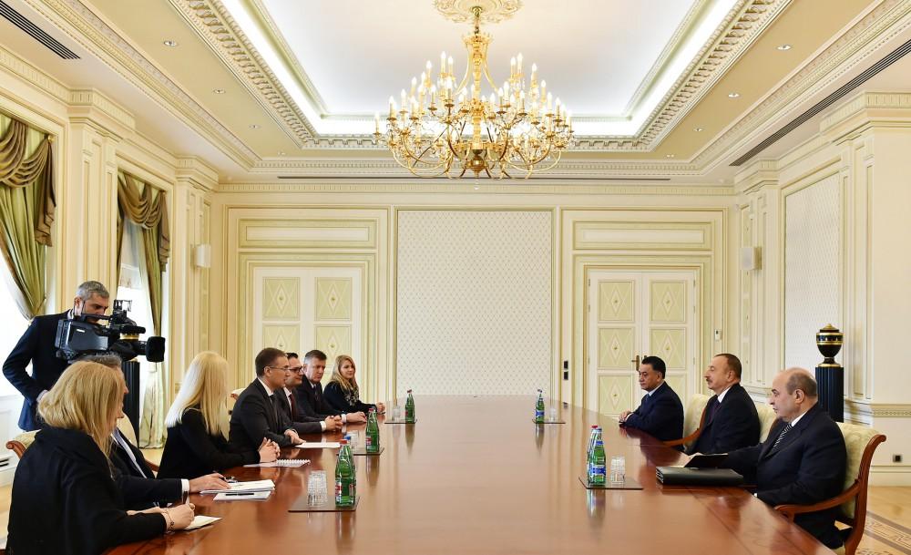 President Aliyev receives delegation led by Serbian minister [UPDATE /PHOTO]