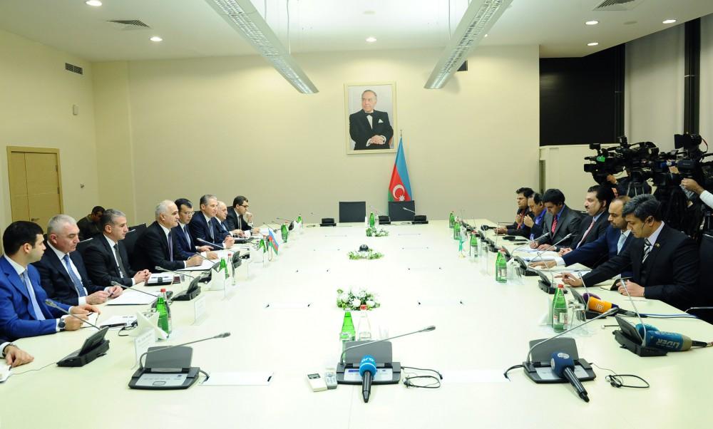 Islamabad invites Azerbaijani companies to take advantage of Pakistan- China economic corridor [UPDATE]