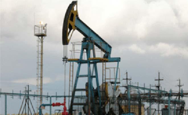 Oil prices drop on rise in U.S. drilling