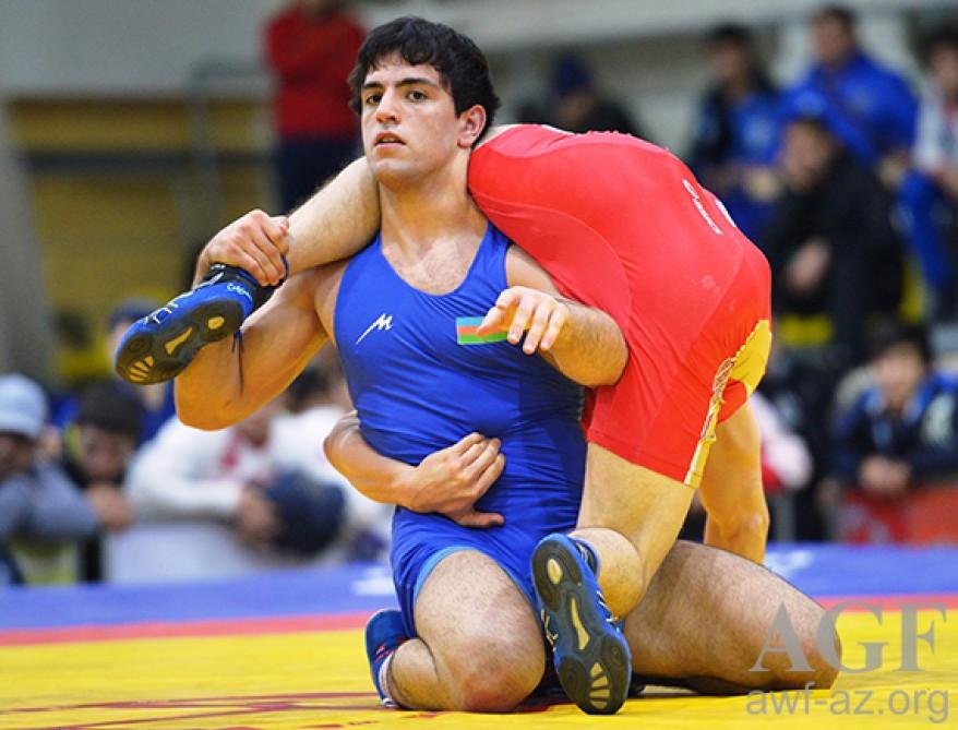 Azerbaijani wrestlers grab 5 medals in Dagestan [PHOTO]