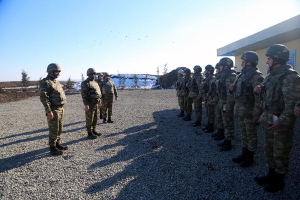 Azerbaijan`s Defence Minister inspects readiness of military units on frontline [PHOTO]