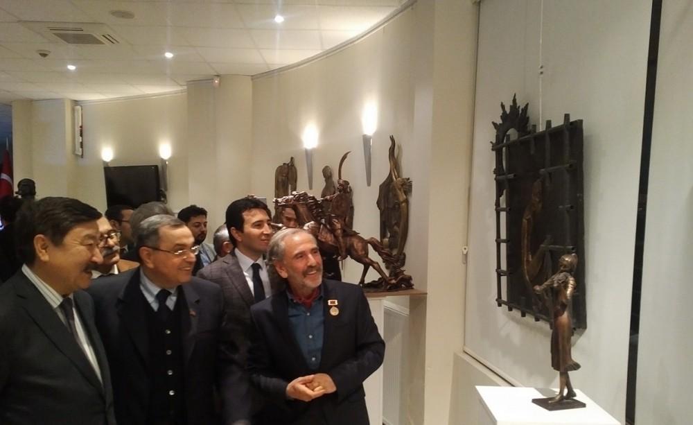 Birthday of Azerbaijani sculptor marked in Turkey [PHOTO] - Gallery Image