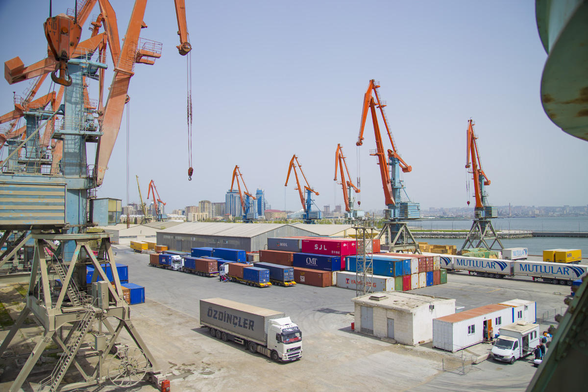Baku Port records growth in freight transportation