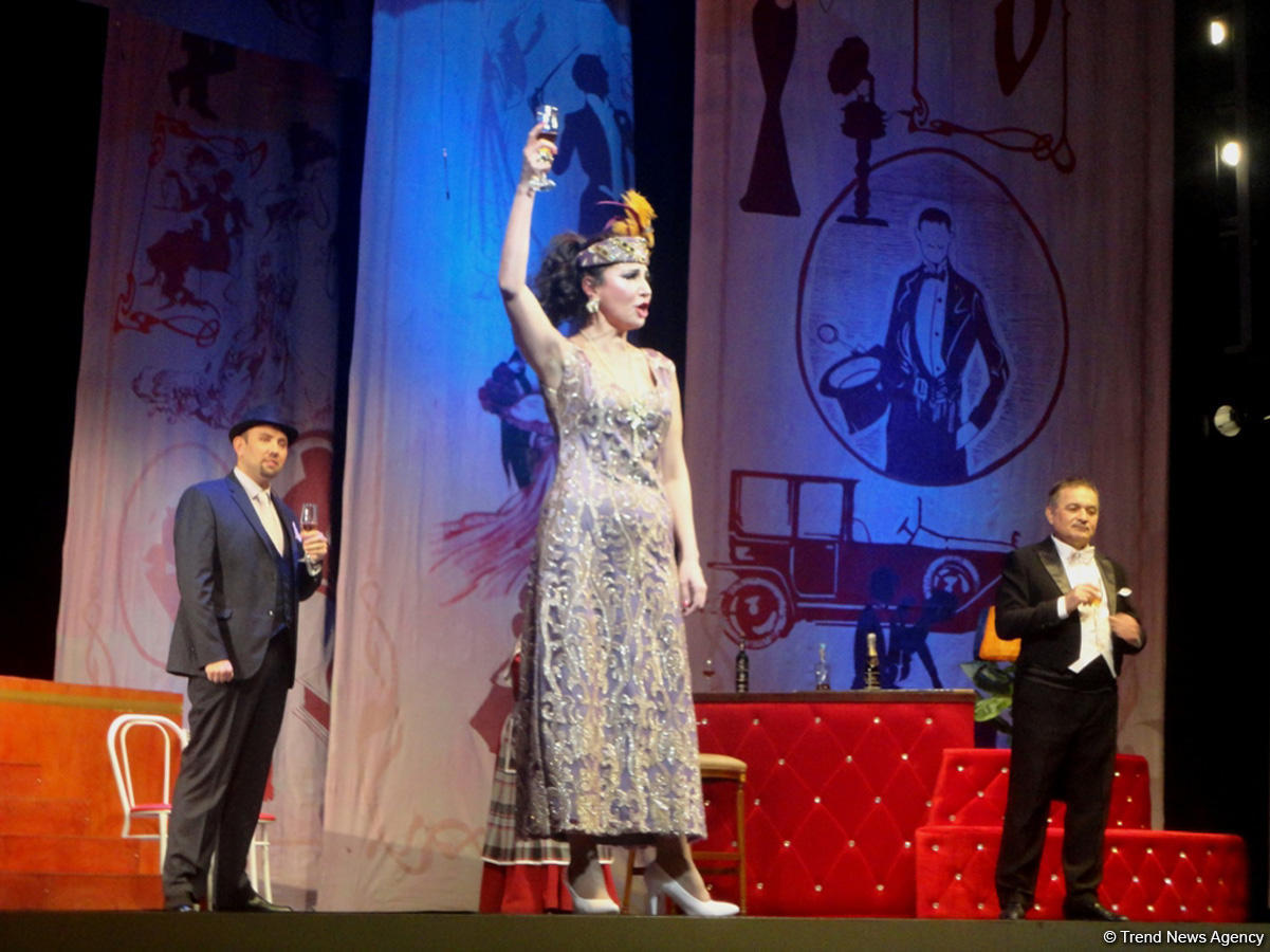 Love and intrigue on Baku's stage [PHOTO] - Gallery Image