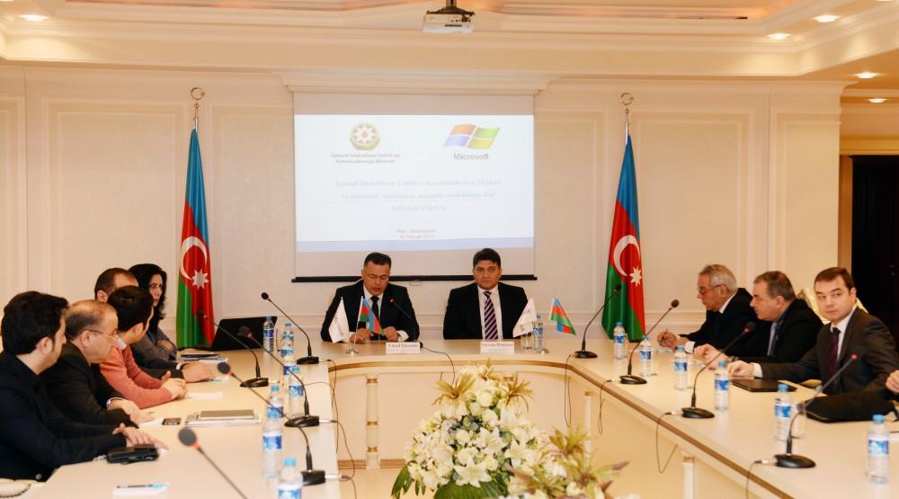 Center for Analysis of Economic Reforms & Communications, Microsoft Azerbaijan ink memo