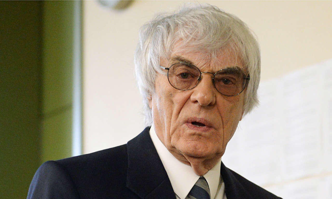 Bernie Ecclestone could step down from F1 role