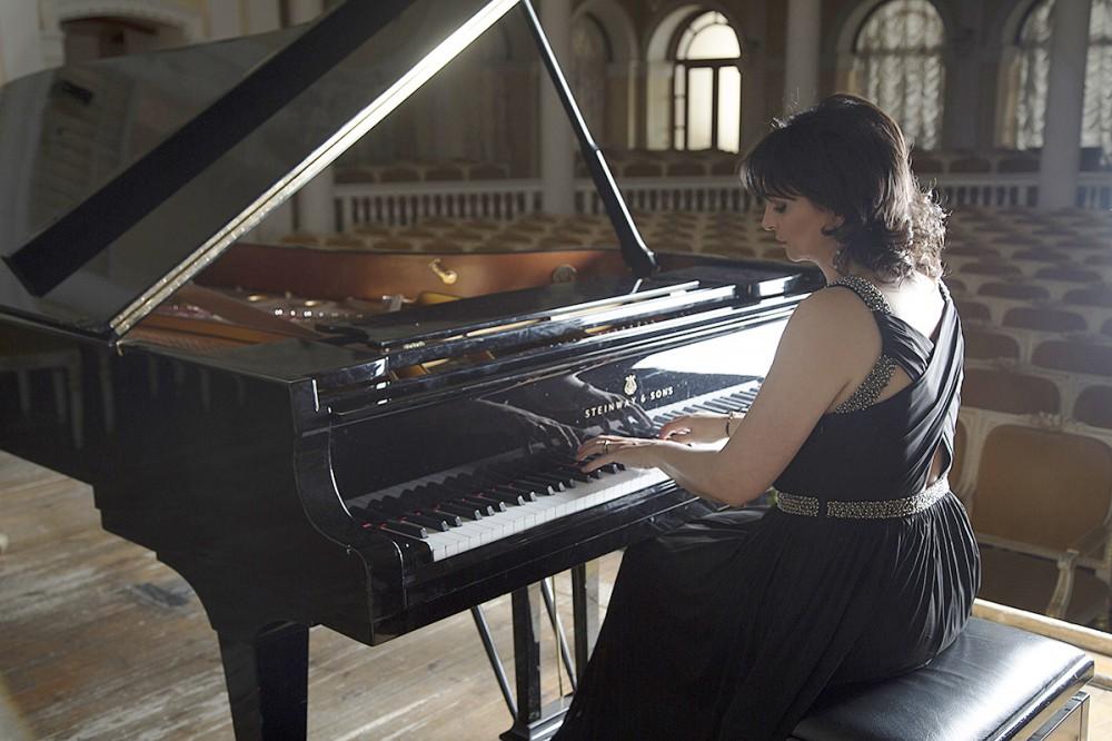 Nargis Aliyarova  to perform in New York