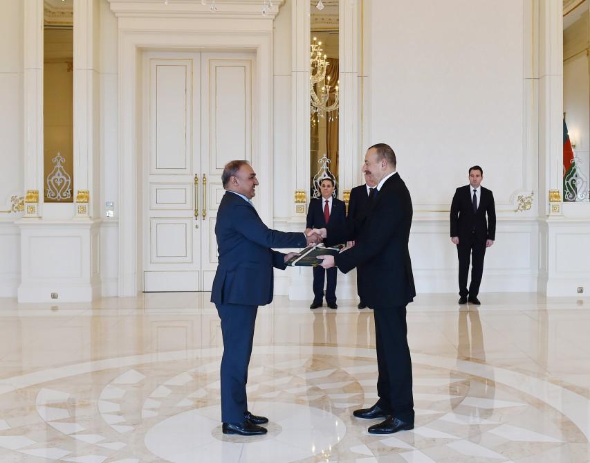 President Aliyev receives credentials of incoming Pakistani envoy [ UPDATE  PHOTO]