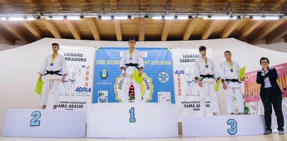 Azerbaijani judo fighters grab four medals in Italy [PHOTO]