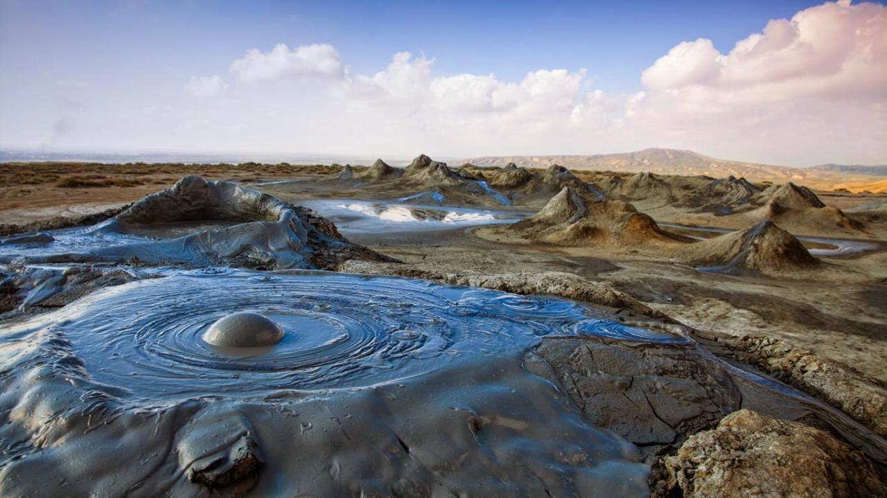 Scientists expect mud volcano eruptions