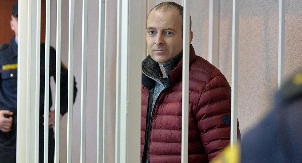 Imprisoned blogger Lapshin has no complaints about detention conditions