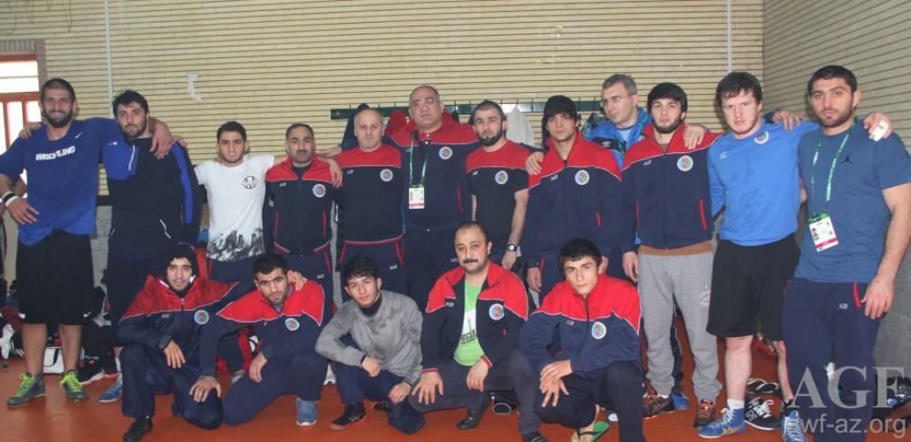 Freestyle Wrestling World Cup opens in Iran [PHOTO]