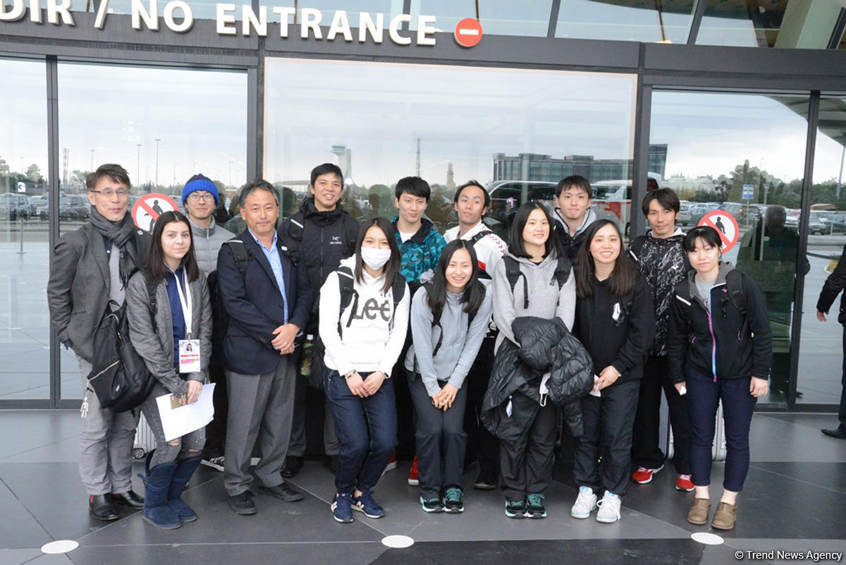 Japanese athletes arrive in Baku to join FIG World Cup [PHOTO]