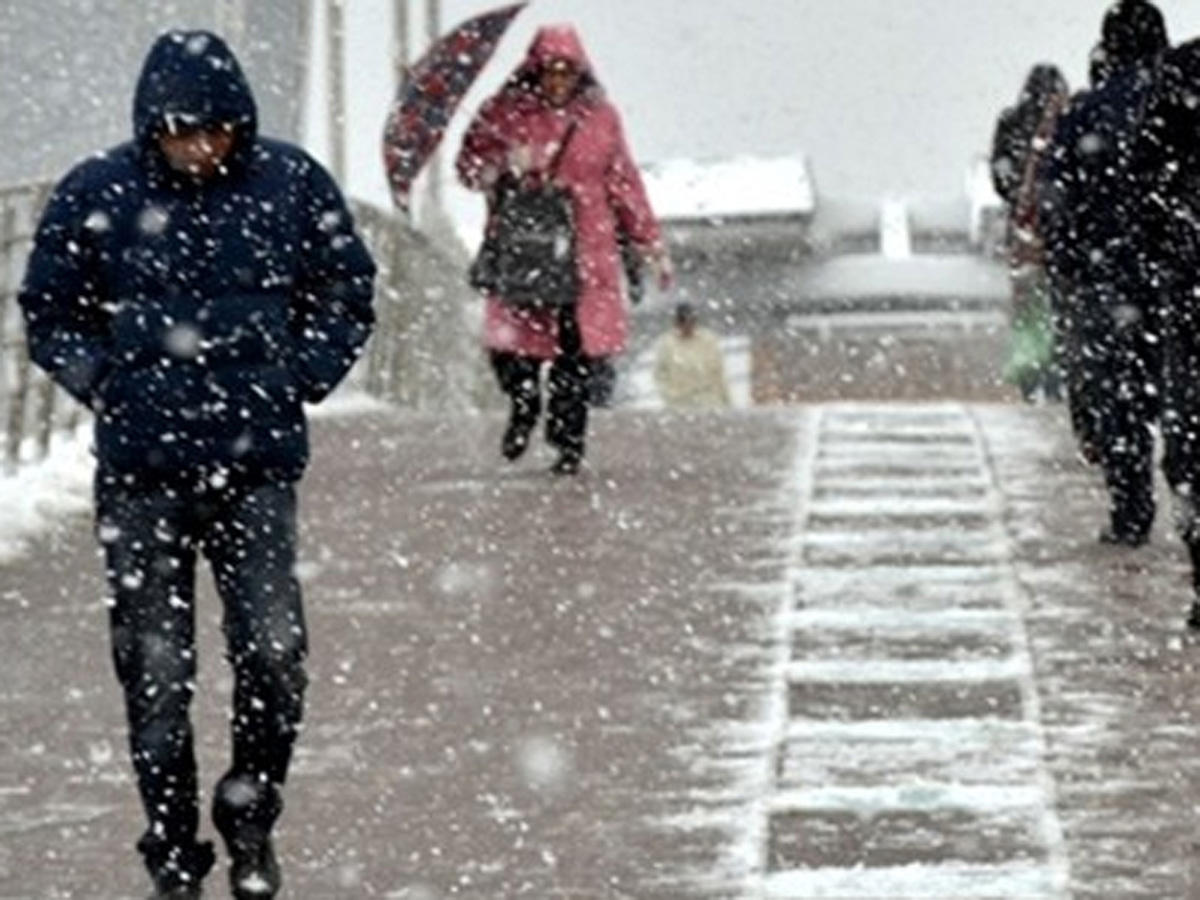 Forecasters expect freezing cold weather