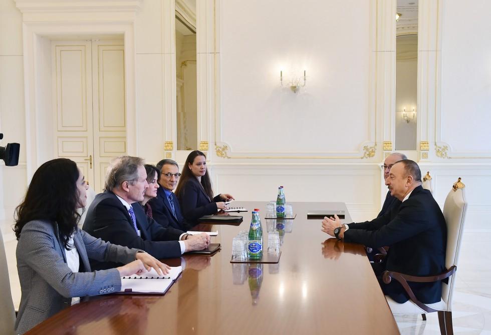President Aliyev receives U.S. delegation [UPDATE]