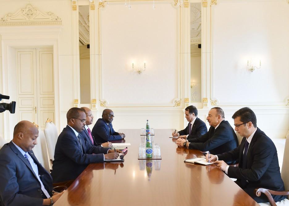 President Aliyev receives Djibouti`s FM [UPDATE]