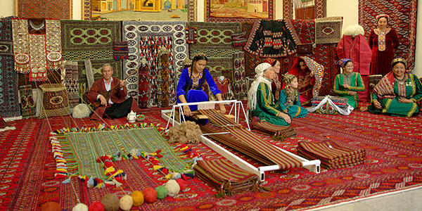 Turkmenistan plans privatization of carpet industry