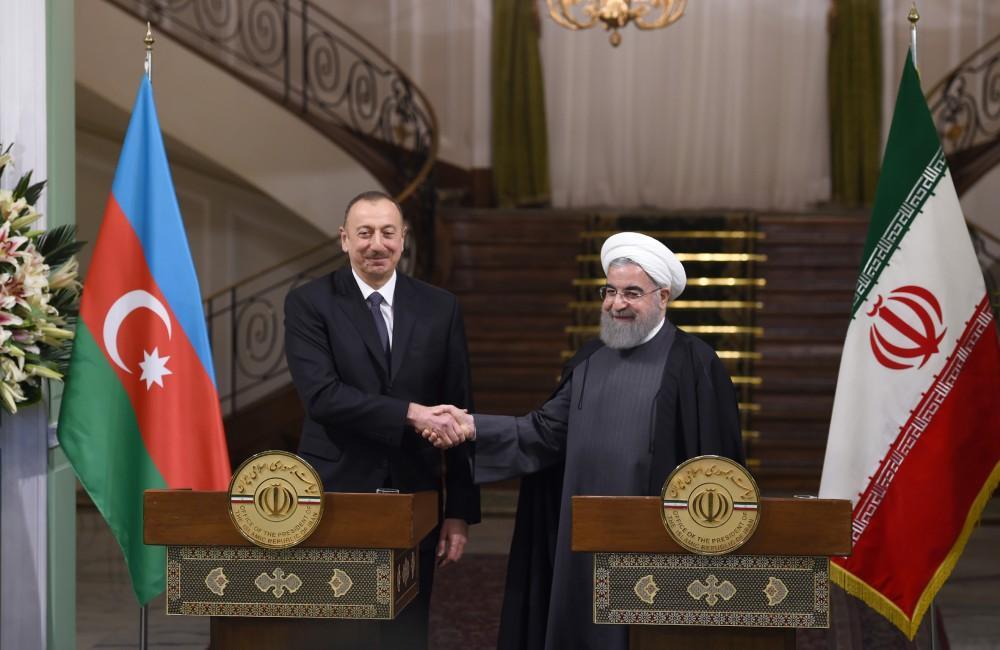 Rouhani reiterates Iran’s support for Azerbaijan’s territorial integrity