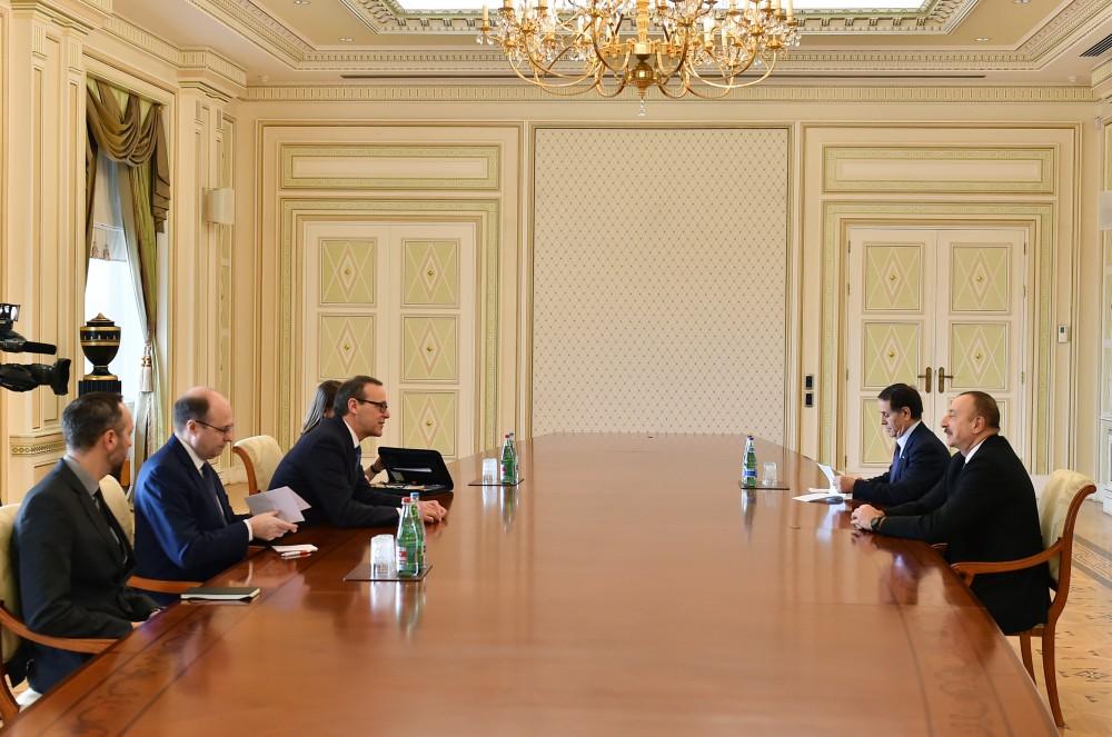 President Aliyev receives UK’s Permanent Under Secretary